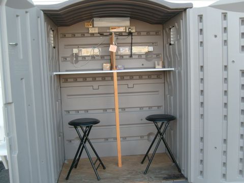 Free internet! 
1 storage shed houses phone connections to the Internet while the other houses a LAN connection. Wifi is also available for a fee. This park is very innovative with lots more you don't see elsewhere but should.
