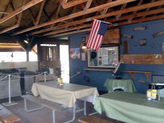 D~n~D's Horseshoe Cafe - Bend-Sunriver Resort
Great burgers!
