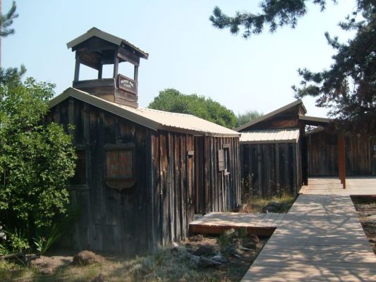 Schoolhouse on the boardwalk

