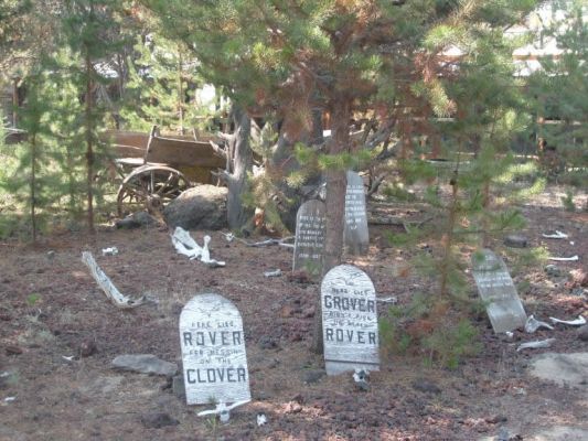 Bend-Sunriver Resort graveyard
