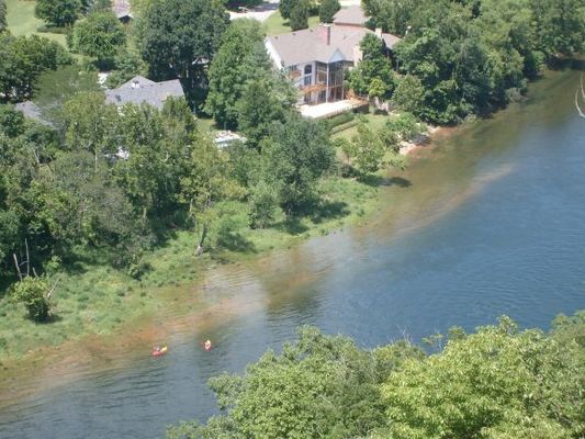 Kayaking popular in Branson
