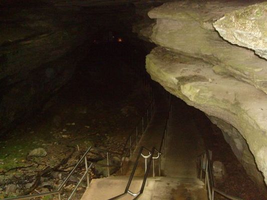 Mammoth Cave Historic entrance
