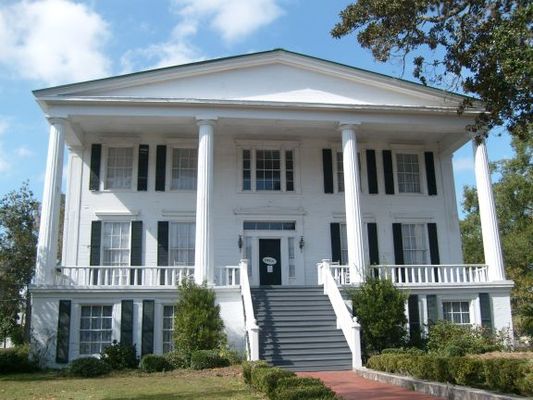 Orange House Hall in St. Marys, GA
I toured the inside of this mansion which is a fine example of antebellum life in Greek Revival style.
