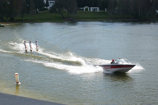 S7300151.JPG