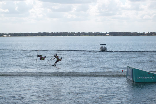 S7300156.JPG
