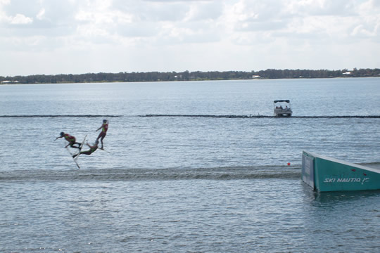 S7300158.JPG
