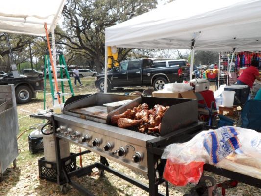 My lunch
Mmmm. Turkey legs!
