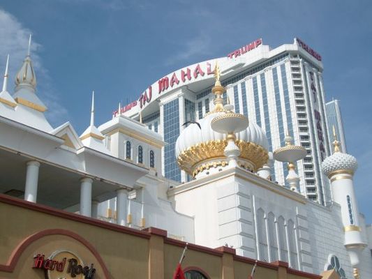 Taj Mahal with Hard Rock Cafe in the corner
