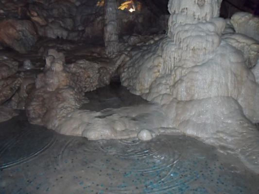 natural_bridge_cavern23.jpg