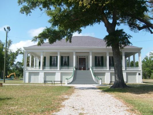 Beauvoir - Jefferson Davis home
The last home of Jefferson Davis, president of the Confederacy.
