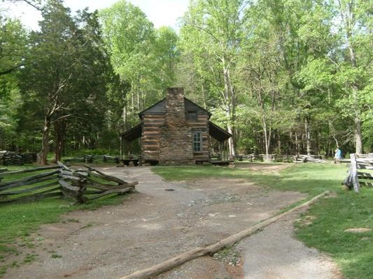 Cades Cove pioneer house
