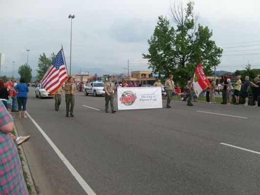 PigeonForge100.jpg