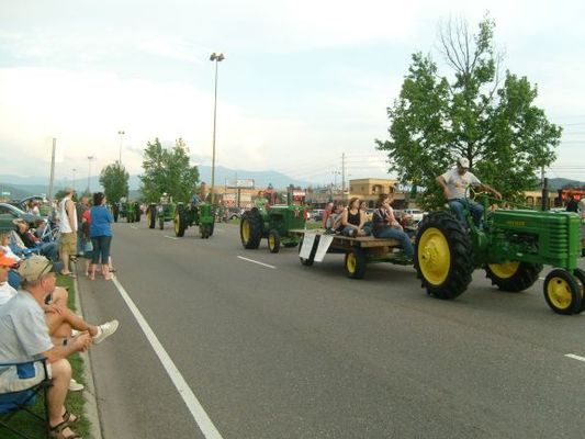 John Deere
