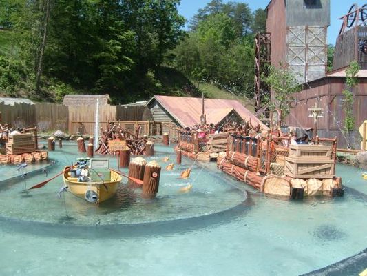 PigeonForge180.jpg
