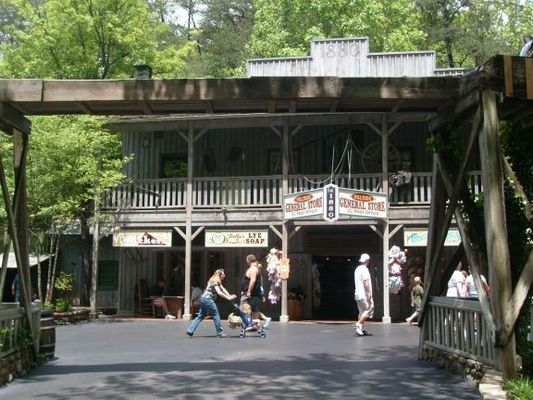PigeonForge198.jpg