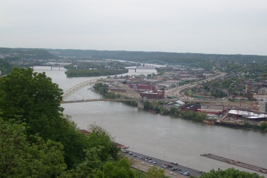 3 rivers meet in Pittsbugh

