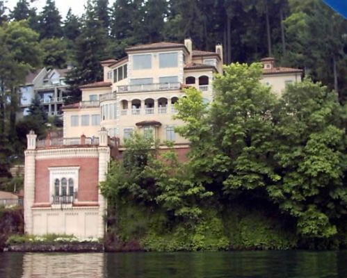 Beautiful river home
