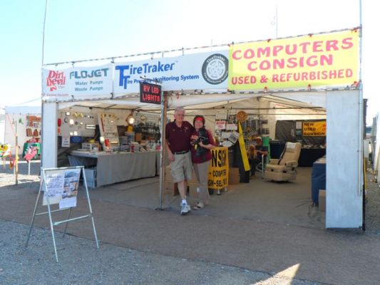 Friends Len and Chris selling at Quartzsite
If you need LED lights or a tire monitoring system, they have the best at rvspecialthings.com
