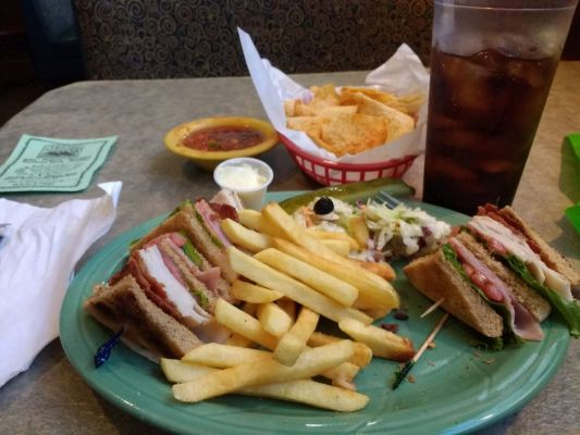 Roswell lunch
