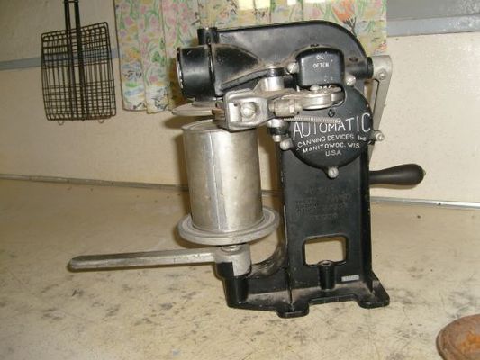 Canner
