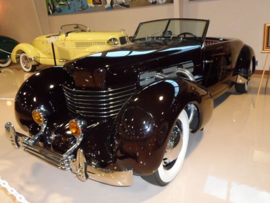 1936 Cord 810 Cabriolet Convertible
