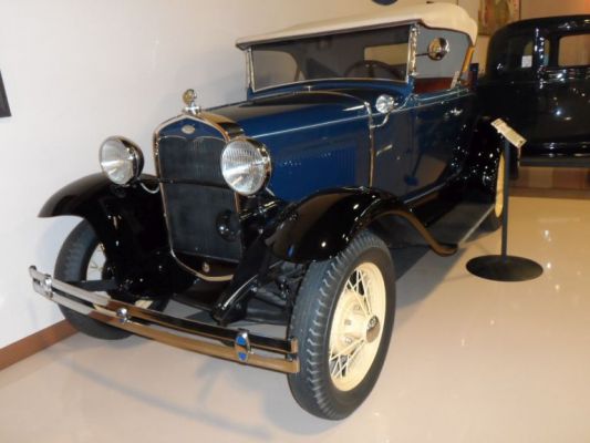 1931 Ford Deluxe Model A Rumble Seat Roadster
