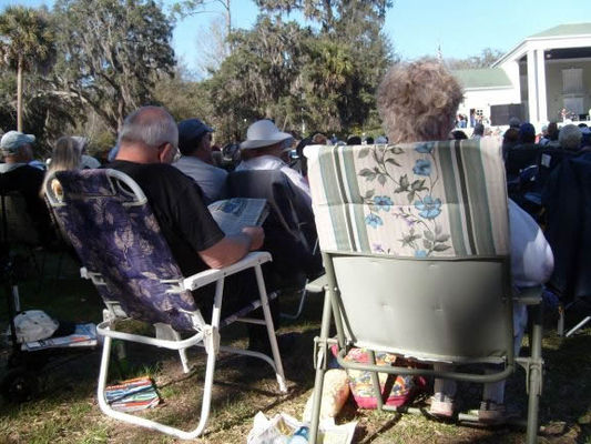 This gentleman reads his paper during the concert
The locals have been here so often that it is home for them.
