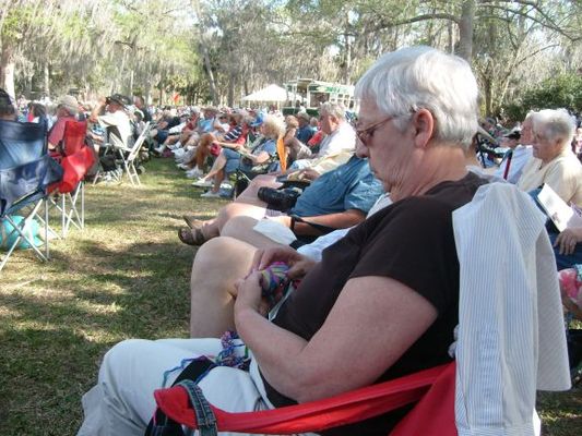 Crocheting, knitting, etc. popular at the concerts
I also saw a group that comes early to sit and play cards before the concerts.
