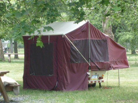 Interesting tent trailer
Never seen one of these before. Very lightweight so just about anything can pull it. At least he doesn't have to sleep on the ground at Sampson State Park.
