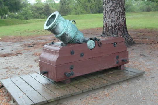 Never saw this type of cannon before

