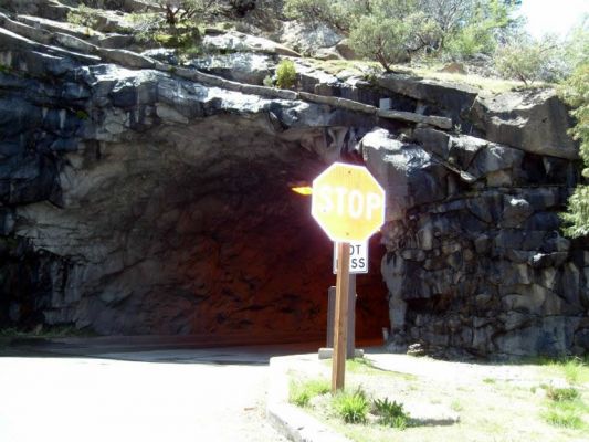 Yosemite tunnel
